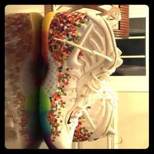 Fruity pebbles formposites size 4Y